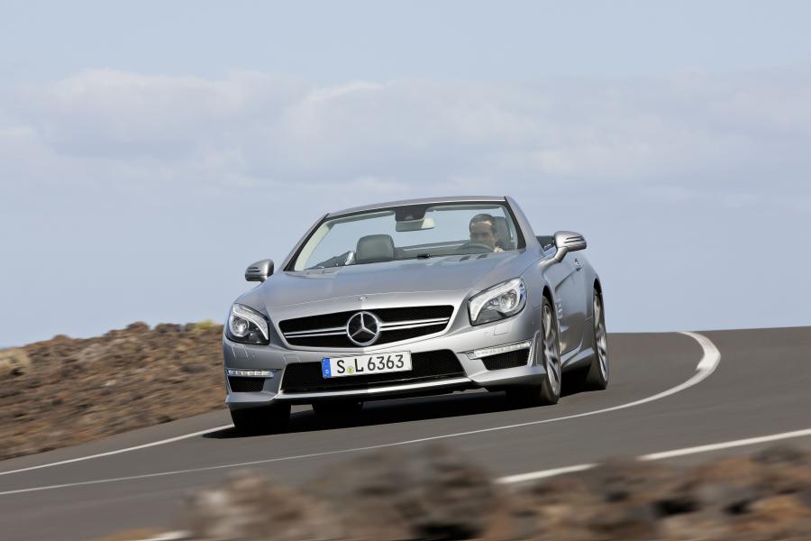  Mercedes-Benz SL63 AMG 2012 года  (фото 42 из 69)